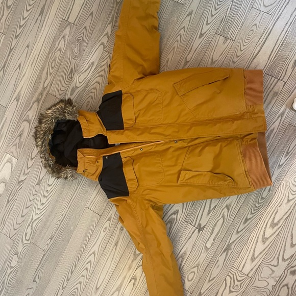 Mens North Face Winter Coat - Picture 3 of 8